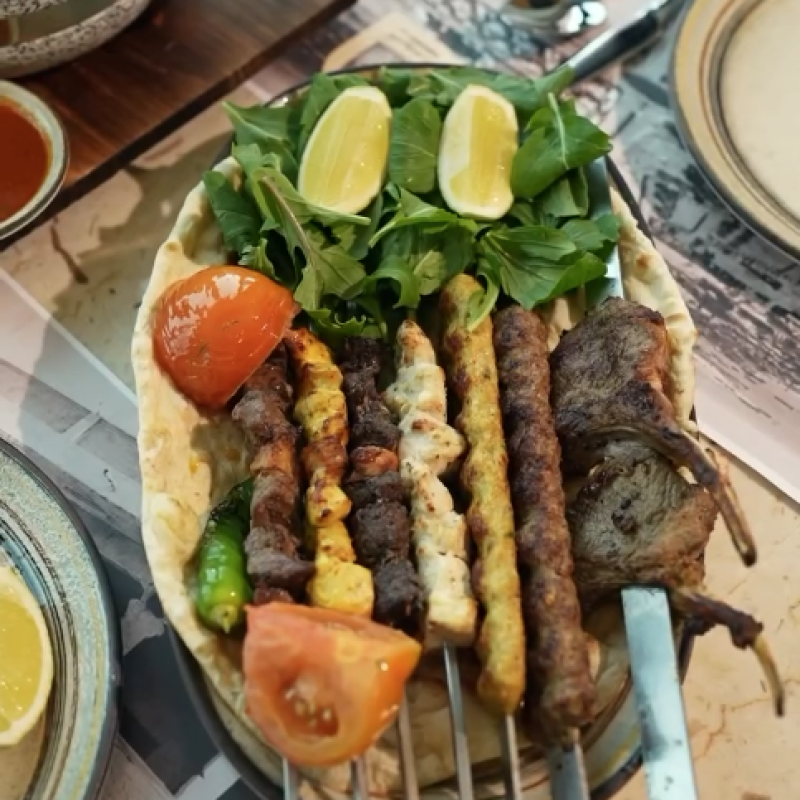 Taghmeesa W Kabab